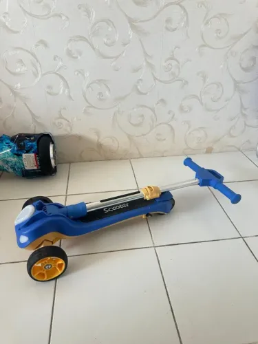 PATINETE ELÉTRICO INFANTIL