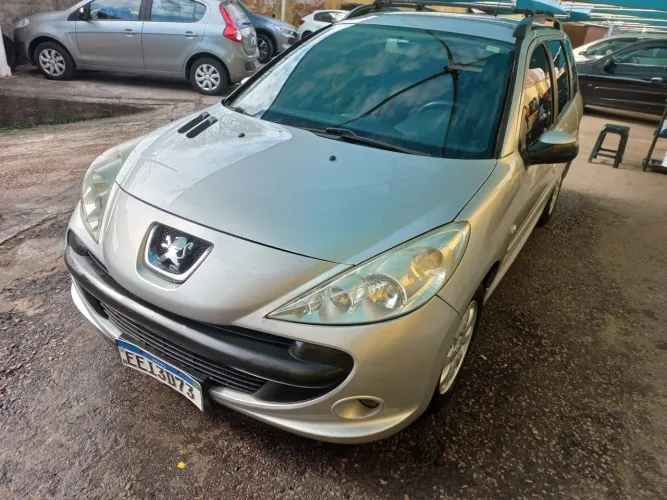 Peugeot 207 SW XR Sport 1.4 Flex 8V 5P 2009