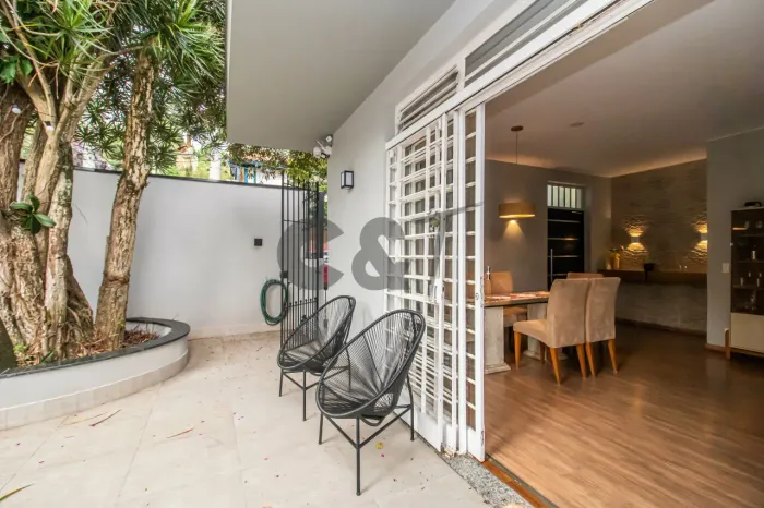 Casa Terrea - 3 Dormitórios (1 Suíte) à Venda na Granja Julieta - São Paulo/SP