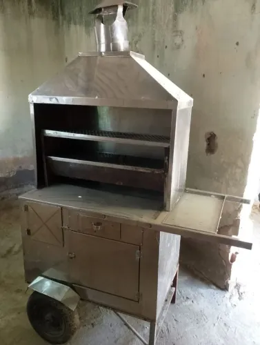 Vendo carrocinha de churrasquinho 