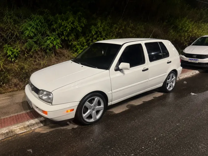 Volkswagen Golf GLX 2.0 4P 1998
