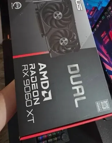 Rx 9060xt Asus dual LACRADA