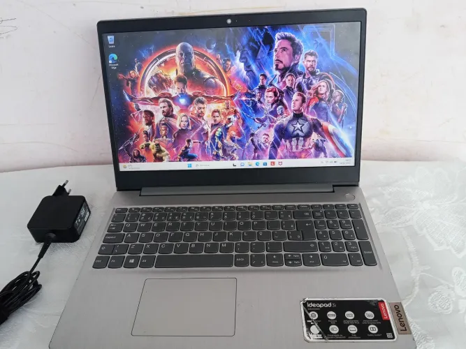 Notebook IdeaPad 3i Ultra Slim aceito cartão faço entrega