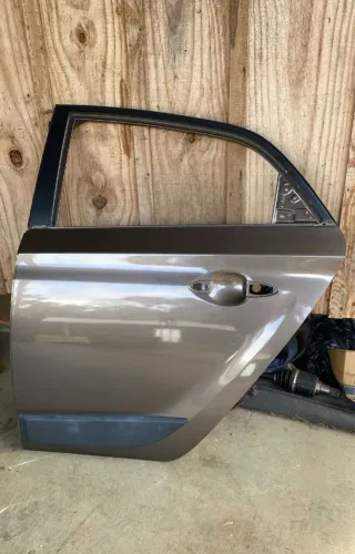 Porta Traseira Esquerda Hyundai Hb20x 1.6 2017
