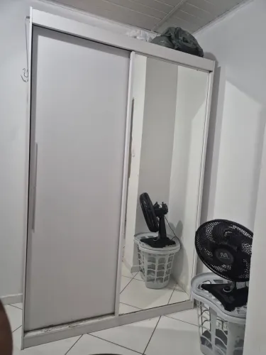 Guarda roupa solteiro