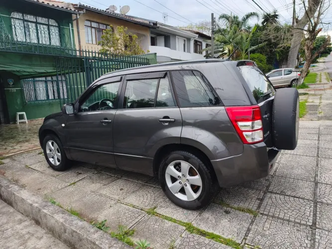 Suzuki Grand Vitara 2.0 16V 4x2/4x4 5P Mec. 2012