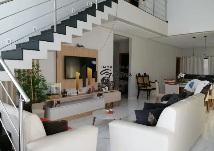 Vendo Linda Casa em Condomínio / Castanhal