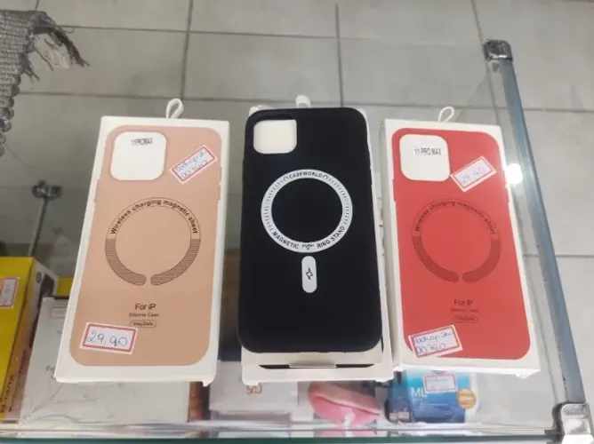 Capa Iphone 11 Pro Max com Magesaf