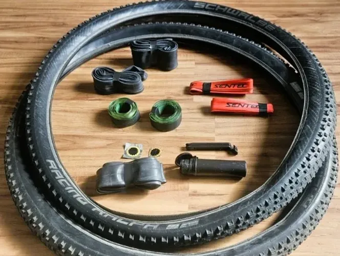 KIT PNEUS Schwalbe COMPLETO Ótimo Estado ***+BRINDE***