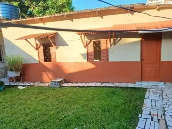 CASA NA ÁGUAS LINDAS