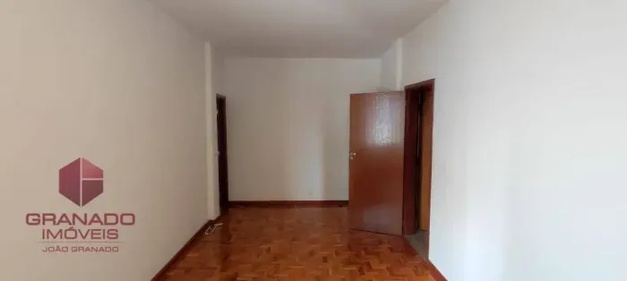 Apartamento com 3 dormitórios para alugar, 115 m² por R$ 2.700,00/mês - Zona 01 - Maringá/
