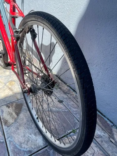 Oportunidade ! BICICLETA ARO 26 - BONITA E PRONTA PARA USO!