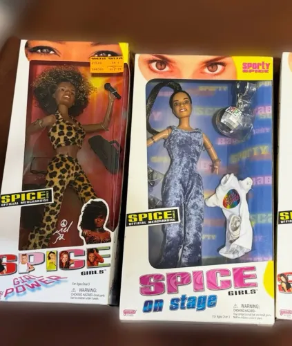 Kit 2 bonecas Spice Girls