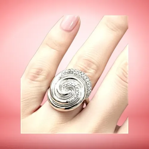 Anel espiral de Prata Polida com pedras transparentes