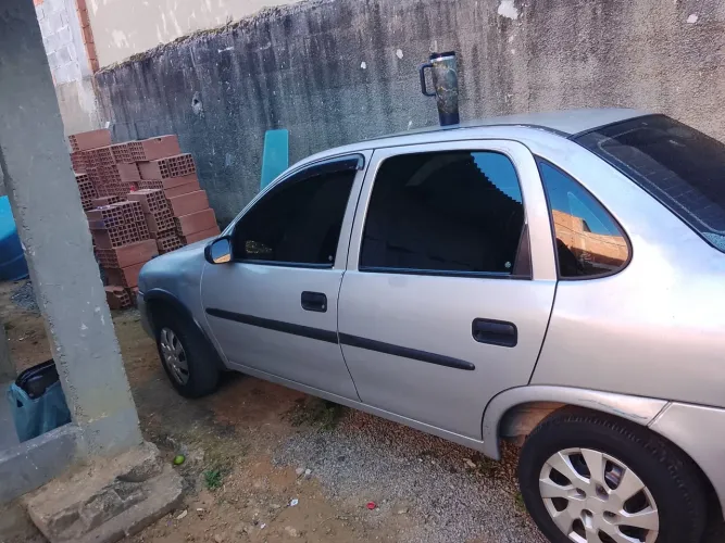 Chevrolet Corsa Sedan Super Milenium 1.0 MPFI 16V 2001