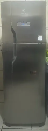 Geladeira Electrolux Frost Free 371L Turbo Congelamento Duplex Cor Inox DFX41
