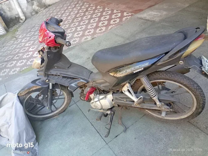 Vendo peças de moto