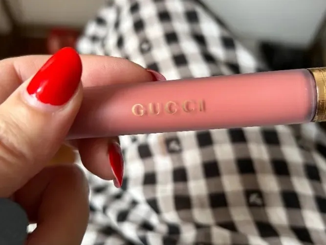 Batom Gucci NOVO novíssimo!