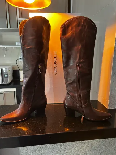 Bota Cecconello nunca usada zero bala 