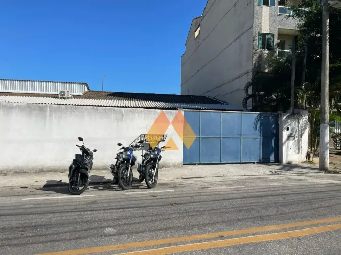 Espaço Industrial c/ 720m² e 500m² de Galpão no Novo Cavaleiros!!