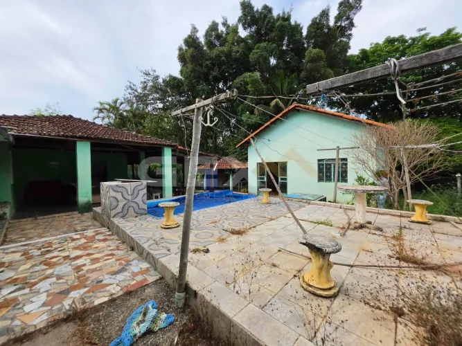 Chácara à Venda com 2.634m² na Comunidade Ferrador em Divinópolis MG.