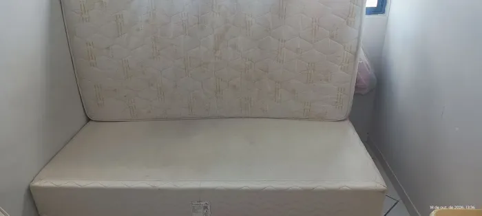 Cama de casal Box