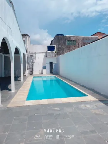 OLHA ESSA LINDA CASA COM PISCINA PRA LOCACÃO  NO COROADO / 3500+CAUÇÃO. 
