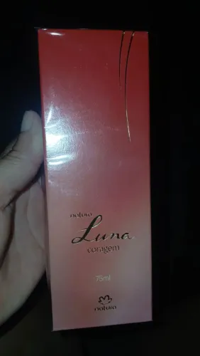 Vendo esse perfume da natura 