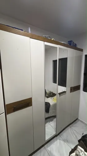 Vende se guarda roupas 6 portas