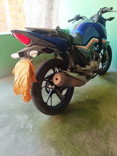 Moto Titan 160