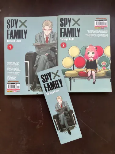 Mangá SpyXFamily + marcador , 1 e 2 vol
