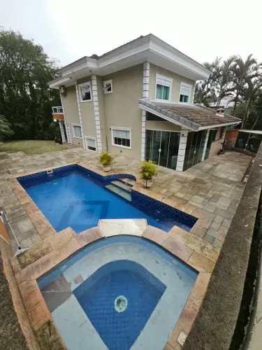 Casa Cond. Quinta de São Fernando na Granja Viana