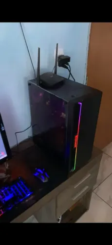 PC Completo Ryzen 5 4600G 8GB RAM 240GB