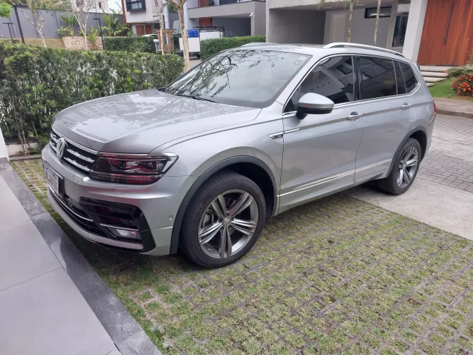 Volkswagen Tiguan Allspac R-line 350 TSI 2.0 4X4 2021