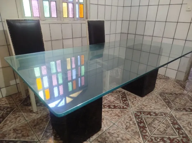 Mesa de vidro med 2,20x1,10x0,70 tampo 20mm