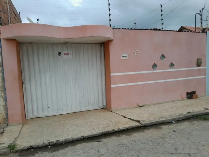 Casa Arapiraca Alagoas bairro Planalto 3 quartos,garagem, área de serviço