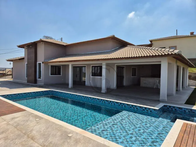 Casa com 3 quartos à venda, 300 m² por R$ 1.450.000 - Moreiras - Mairinque/SP
