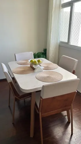 Mesa 4 cadeiras