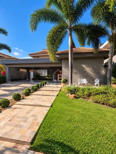 Golden Park Mirassol - Casa 4 dormitórios com cozinha separada, elevador e piscina