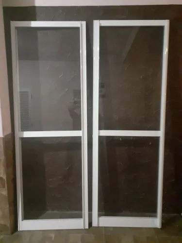 Porta de aluminio