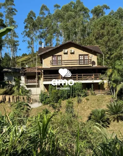 Chácara Rural em Nova Trento (Pitanga) - 5 Quartos, 60.000 m², Mobiliada