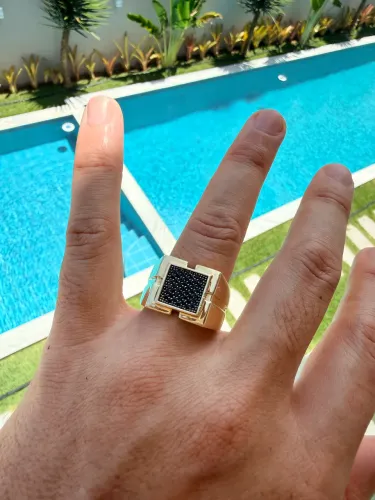 Anel de ouro com diamante 25Gramas 