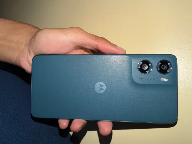 Moto G06