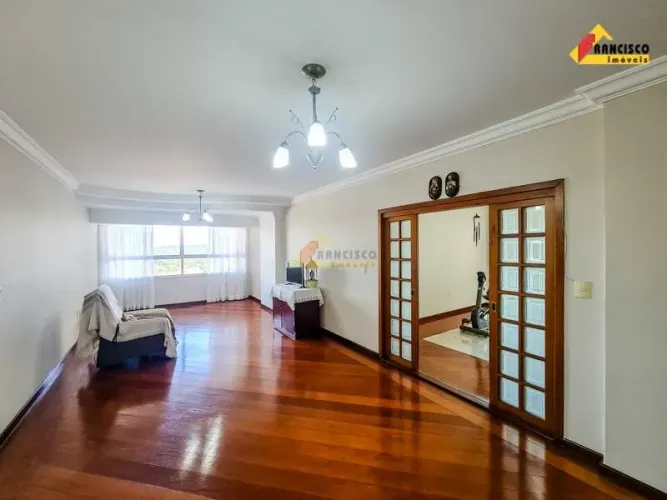 Apartamento à venda, 3 quartos, 1 suíte, 1 vaga, Centro - Divinópolis/MG
