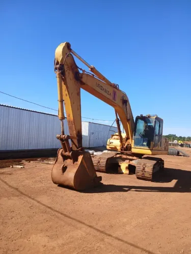 Escavadeira Hidráulica Komatsu PC200 8B 2008