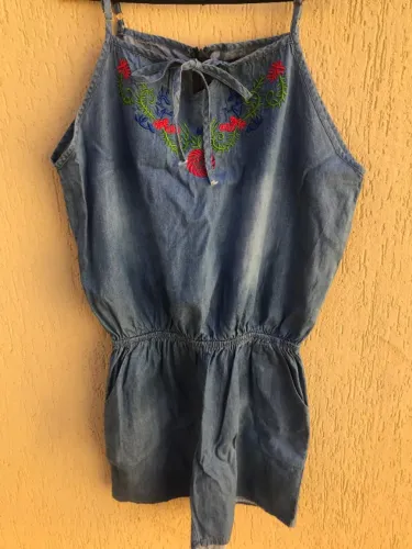 Macaquinho Jeans Bordado Da Marca Ye's Fashion