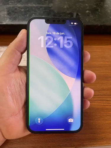 iPhone 13