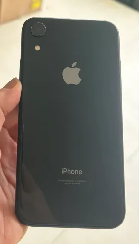 iPhone XR 64 gb CONSERVADO e fone original 