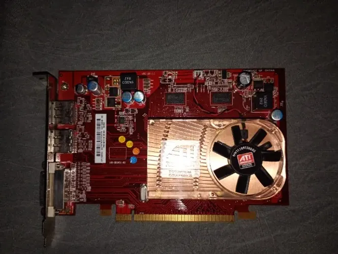 Placa de video ATI Radeon HD 4650 1gb