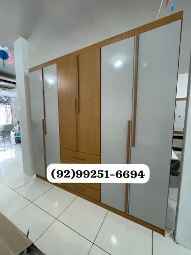 Guarda roupa casal 6 portas 3 gavetas